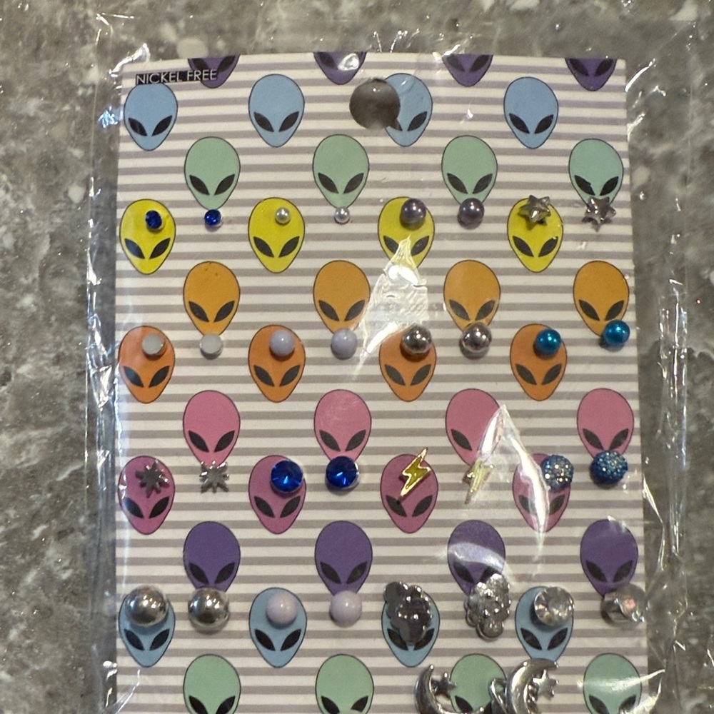 Alien Themed Stud Earrings Set